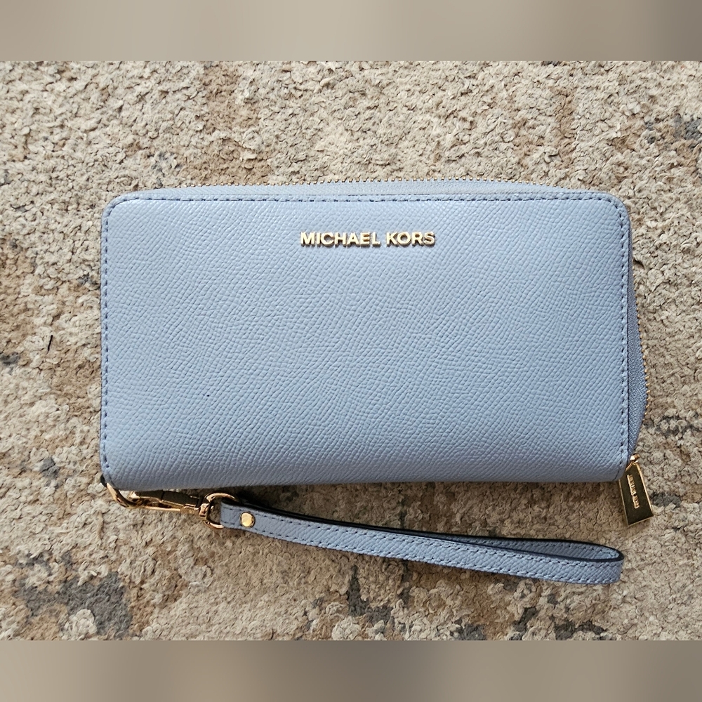 Michael Kors Women's Pebbled Leather Zip Around Wallet Wristlet